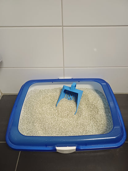 Katzenstreu-Schaufel